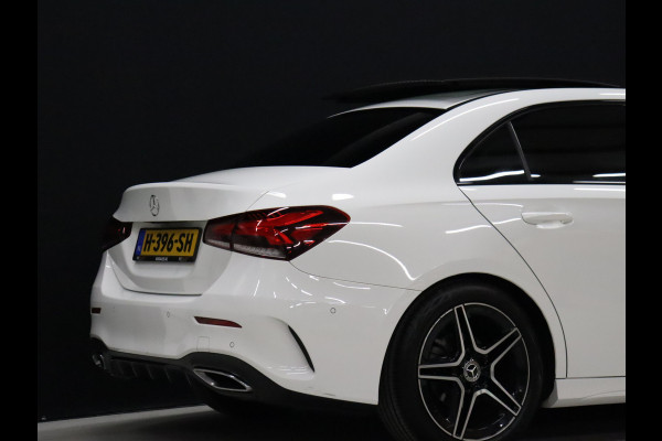 Mercedes-Benz A-Klasse 180 AMG Sport [SCHUIFKANTELDAK, APPLE CARPLAY, ANDROID, HALF LEDER, CAMERA, STOELVERWARMING, PDC V+A, CRUISE, NIEUWSTAAT]