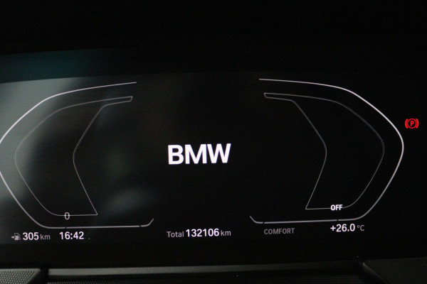 BMW 1-serie 118i Executive Edition (PARKEERSENSOREN, NAVIGATIE, CRUISE CONTROL, PARKEERSENSOREN, NL-AUTO)