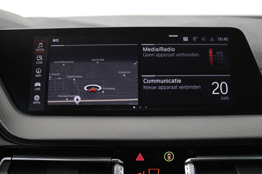BMW 1-serie 118i Executive Edition (PARKEERSENSOREN, NAVIGATIE, CRUISE CONTROL, PARKEERSENSOREN, NL-AUTO)