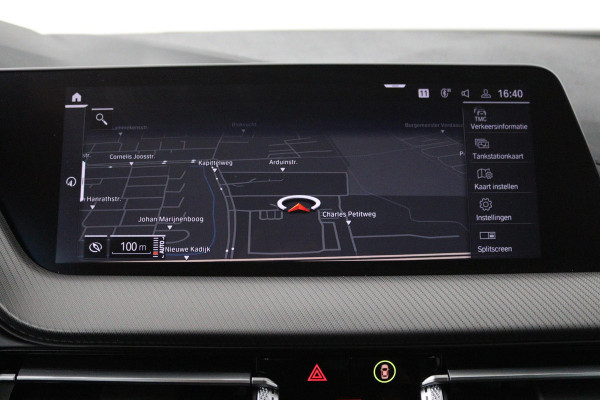 BMW 1-serie 118i Executive Edition (PARKEERSENSOREN, NAVIGATIE, CRUISE CONTROL, PARKEERSENSOREN, NL-AUTO)