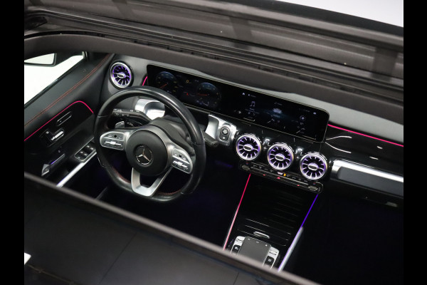 Mercedes-Benz Glb 200 AMG Sport [SCHUIFKANTELDAK, BURMESTER SOUND, APPLE CARPLAY, ANDROID, MEMORY SEATS, HALF LEDER, CAMERA, STOELVERWARMING, PDC V+A, CRUISE, NIEUWSTAAT]