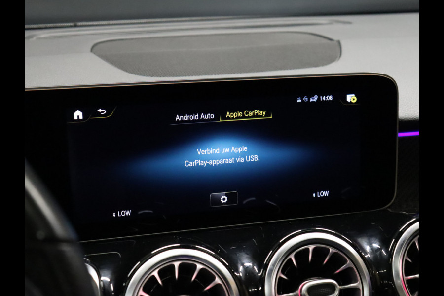 Mercedes-Benz Glb 200 AMG Sport [SCHUIFKANTELDAK, BURMESTER SOUND, APPLE CARPLAY, ANDROID, MEMORY SEATS, HALF LEDER, CAMERA, STOELVERWARMING, PDC V+A, CRUISE, NIEUWSTAAT]