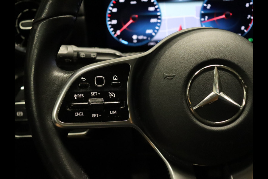 Mercedes-Benz A-Klasse 160 Business Solution [DIGITAL DASHBOARD, APPLE CARPLAY, ANDROID, CAMERA, PDC V+A, STOELVERWARMING, CRUISE, NIEUWSTAAT]