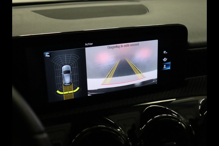 Mercedes-Benz A-Klasse 160 Business Solution [DIGITAL DASHBOARD, APPLE CARPLAY, ANDROID, CAMERA, PDC V+A, STOELVERWARMING, CRUISE, NIEUWSTAAT]