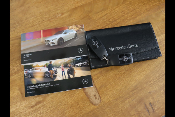 Mercedes-Benz A-Klasse 160 Business Solution [DIGITAL DASHBOARD, APPLE CARPLAY, ANDROID, CAMERA, PDC V+A, STOELVERWARMING, CRUISE, NIEUWSTAAT]