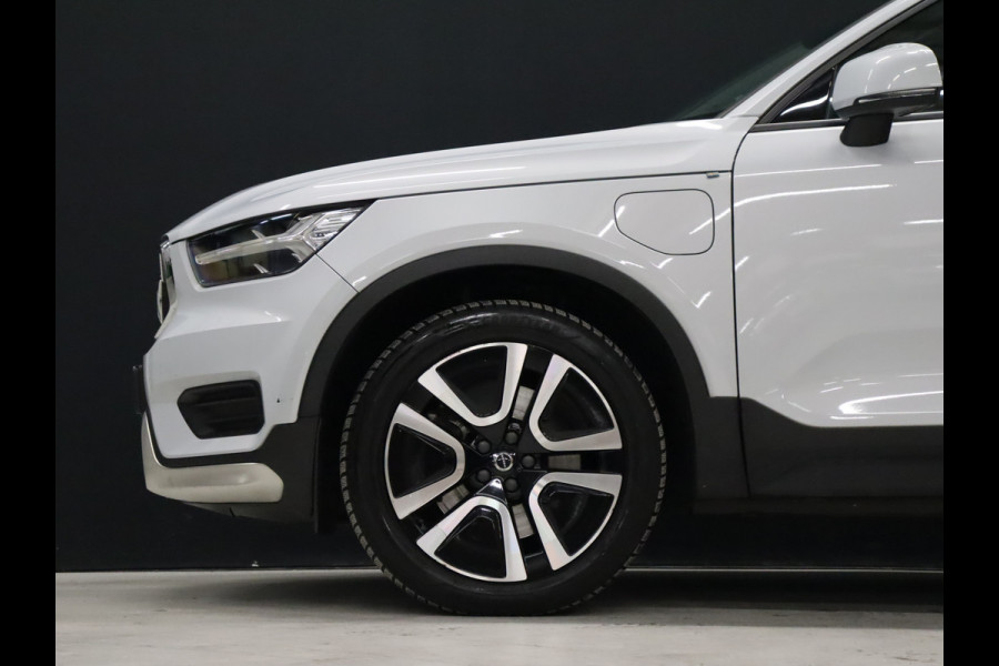 Volvo XC40 1.5 T5 Twin Engine Momentum Pro [SCHUIFKANTELDAK, APPLE CARPLAY, ANDROID, HALF LEDER, STOELVERWARMING V+A, PDC ACHTER, CRUISE, NIEUWSTAAT]