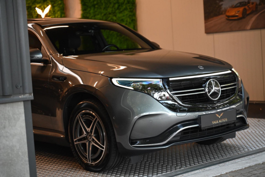Mercedes-Benz EQC 400 4MATIC Premium Plus 80 kWh AMG - Memory - Distronic - Schuifdak - Keyless Entry - HUD - Ambiance Verlichting