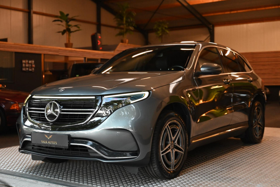 Mercedes-Benz EQC 400 4MATIC Premium Plus 80 kWh AMG - Memory - Distronic - Schuifdak - Keyless Entry - HUD - Ambiance Verlichting