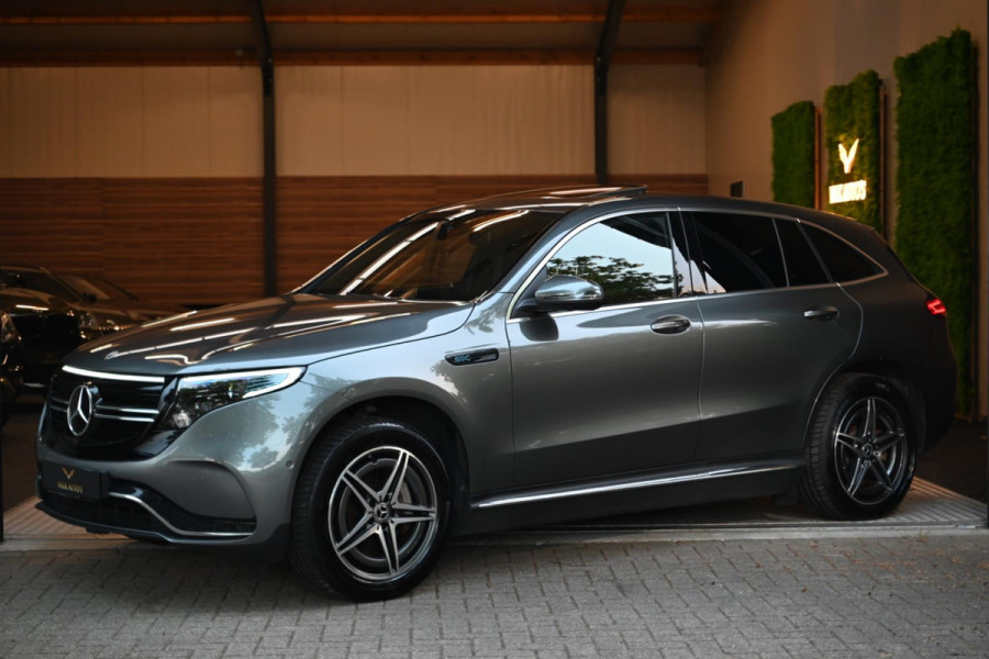 Mercedes-Benz EQC 400 4MATIC Premium Plus 80 kWh AMG - Memory - Distronic - Schuifdak - Keyless Entry - HUD - Ambiance Verlichting