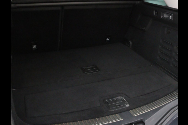 Renault Mégane 1.3 TCe Bose | Trekhaak | Carplay | Climate control | Navigatie | Dodehoek detectie | Park Assist | Cruise control