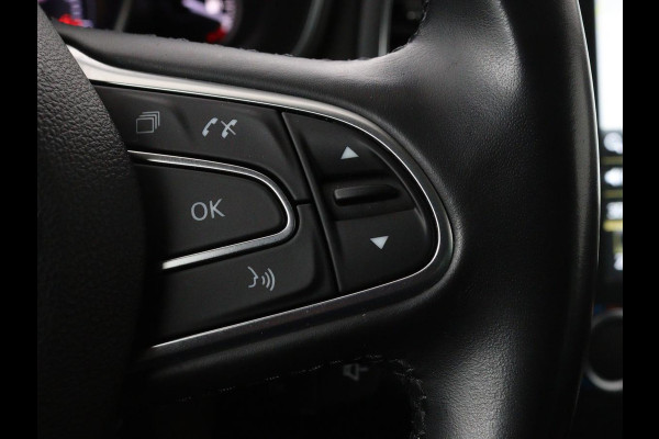 Renault Mégane 1.3 TCe Bose | Trekhaak | Carplay | Climate control | Navigatie | Dodehoek detectie | Park Assist | Cruise control