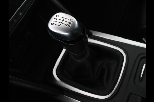 Renault Mégane 1.3 TCe Bose | Trekhaak | Carplay | Climate control | Navigatie | Dodehoek detectie | Park Assist | Cruise control