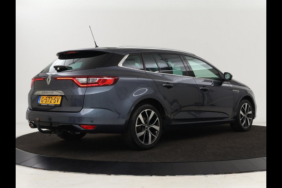 Renault Mégane 1.3 TCe Bose | Trekhaak | Carplay | Climate control | Navigatie | Dodehoek detectie | Park Assist | Cruise control
