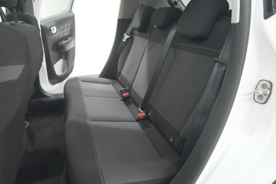 Citroën C3 PureTech 110 EAT6 Feel Edition | Panoramadak | Apple Carplay | Parkeersensoren | 16 Inch Lichtmetalen Velgen