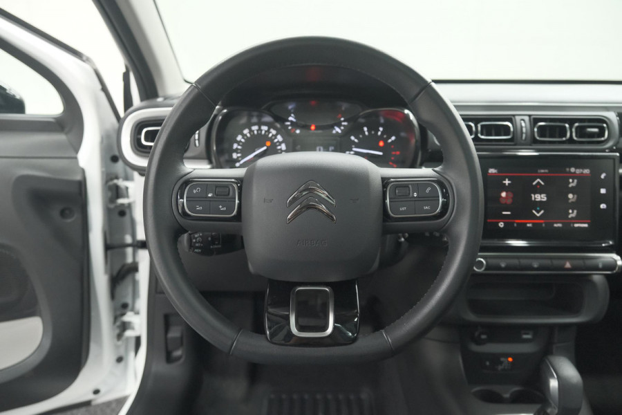 Citroën C3 PureTech 110 EAT6 Feel Edition | Panoramadak | Apple Carplay | Parkeersensoren | 16 Inch Lichtmetalen Velgen