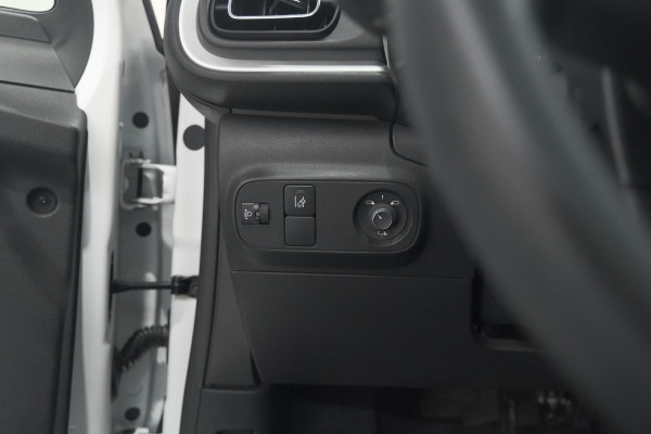 Citroën C3 PureTech 110 EAT6 Feel Edition | Panoramadak | Apple Carplay | Parkeersensoren | 16 Inch Lichtmetalen Velgen