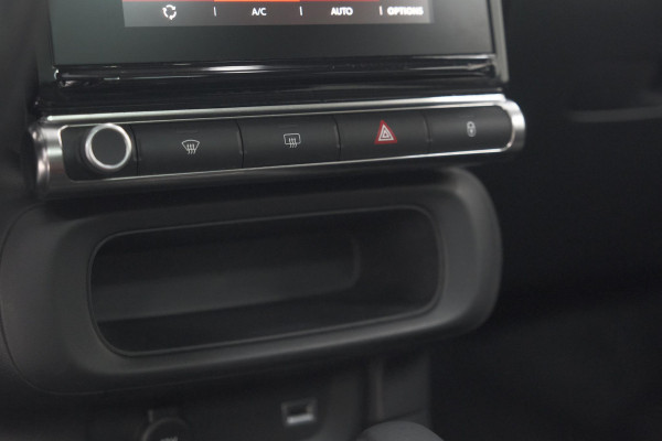 Citroën C3 PureTech 110 EAT6 Feel Edition | Panoramadak | Apple Carplay | Parkeersensoren | 16 Inch Lichtmetalen Velgen
