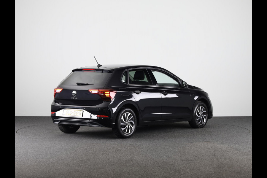 Volkswagen Polo 1.0 TSI Life Edition 95 pk Automaat (DSG) | Verlengde garantie | Navigatie via App | Parkeersensoren achter | Achteruitrijcamera | Apple Carplay/Android Auto | LED koplampen |