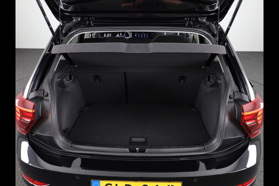 Volkswagen Polo 1.0 TSI Life Edition 95 pk Automaat (DSG) | Verlengde garantie | Navigatie via App | Parkeersensoren achter | Achteruitrijcamera | Apple Carplay/Android Auto | LED koplampen |