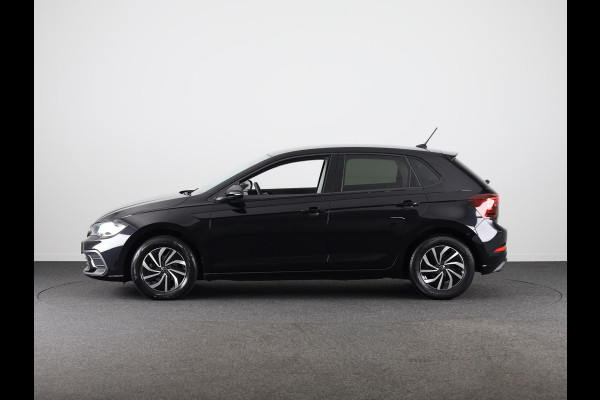 Volkswagen Polo 1.0 TSI Life Edition 95 pk Automaat (DSG) | Verlengde garantie | Navigatie via App | Parkeersensoren achter | Achteruitrijcamera | Apple Carplay/Android Auto | LED koplampen |