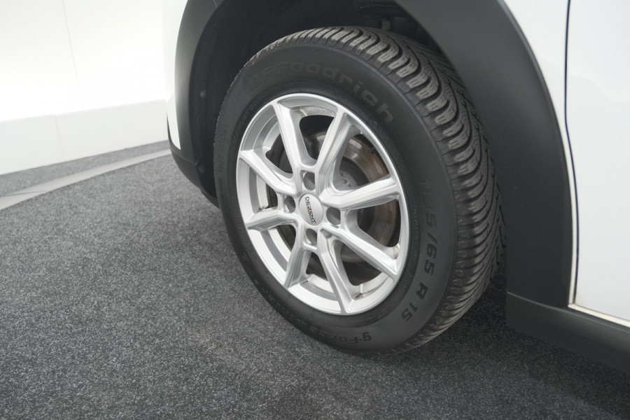 Citroën C3 PureTech 82 Feel | Apple Carplay | Climate Control | 15 Inch Lichtmetalen Velgen | Stoelverwarming
