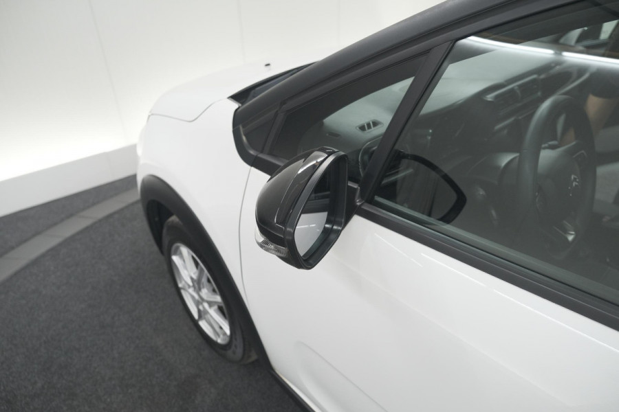 Citroën C3 PureTech 82 Feel | Apple Carplay | Climate Control | 15 Inch Lichtmetalen Velgen | Stoelverwarming