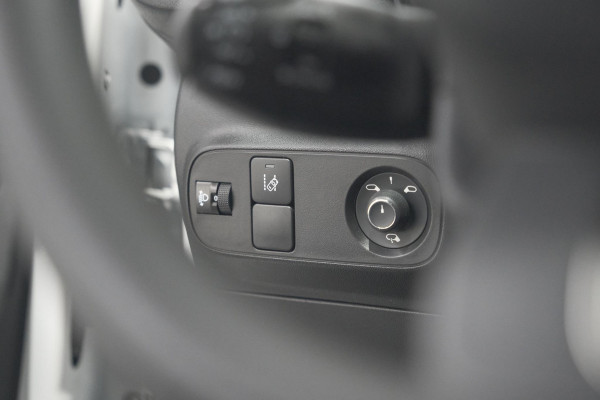 Citroën C3 PureTech 82 Feel | Apple Carplay | Climate Control | 15 Inch Lichtmetalen Velgen | Stoelverwarming
