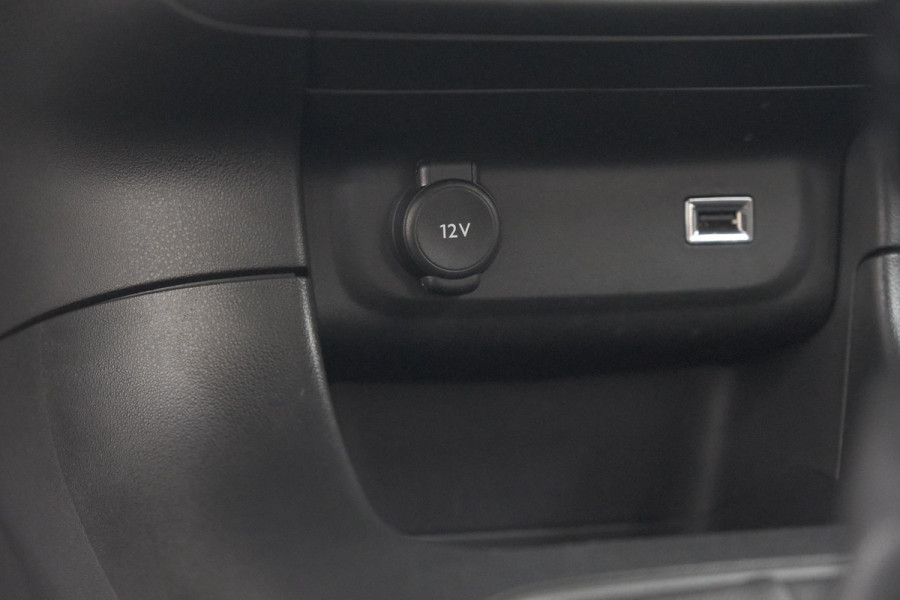 Citroën C3 PureTech 82 Feel | Apple Carplay | Climate Control | 15 Inch Lichtmetalen Velgen | Stoelverwarming