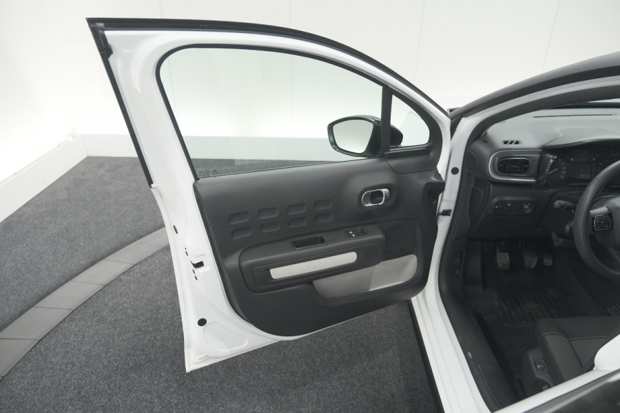 Citroën C3 PureTech 82 Feel | Apple Carplay | Climate Control | 15 Inch Lichtmetalen Velgen | Stoelverwarming