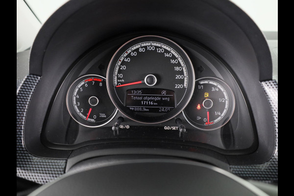 Volkswagen up! 1.0 65PK | Verlengde garantie  | ECC Airco | Parkeersensoren | Cruise control | Camera