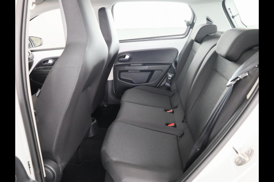 Volkswagen up! 1.0 65PK | Verlengde garantie  | ECC Airco | Parkeersensoren | Cruise control | Camera
