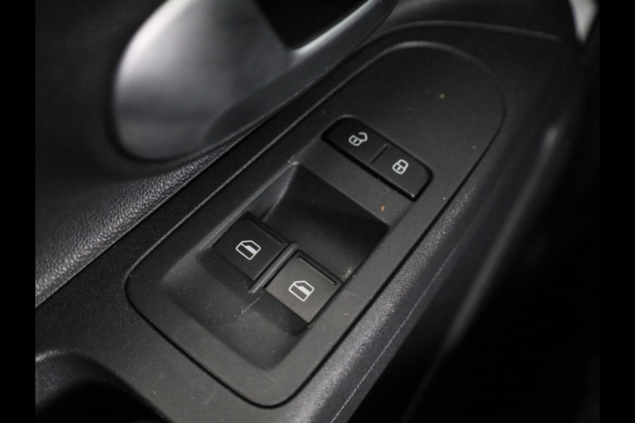 Volkswagen up! 1.0 65PK | Verlengde garantie  | ECC Airco | Parkeersensoren | Cruise control | Camera