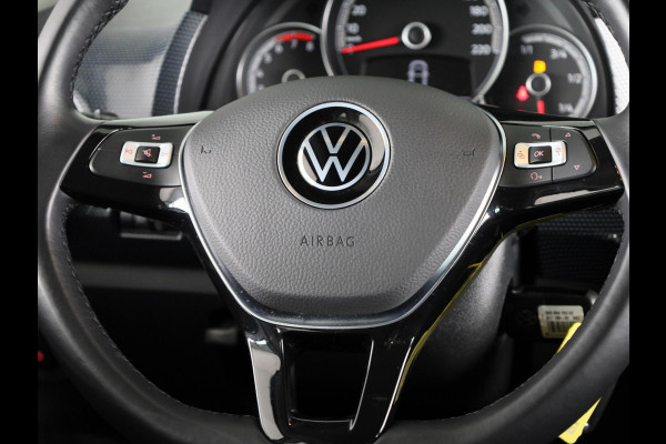 Volkswagen up! 1.0 65PK | Verlengde garantie  | ECC Airco | Parkeersensoren | Cruise control | Camera