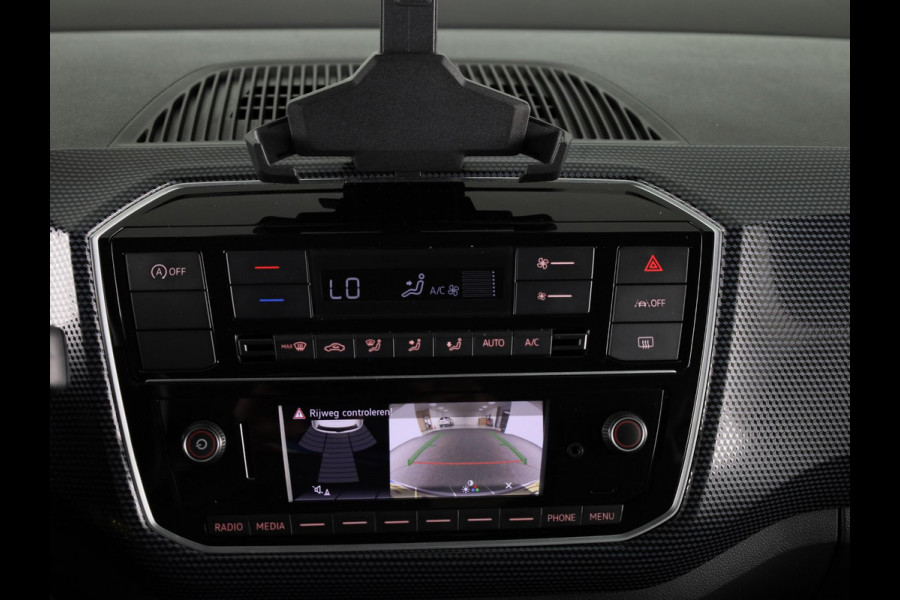Volkswagen up! 1.0 65PK | Verlengde garantie  | ECC Airco | Parkeersensoren | Cruise control | Camera