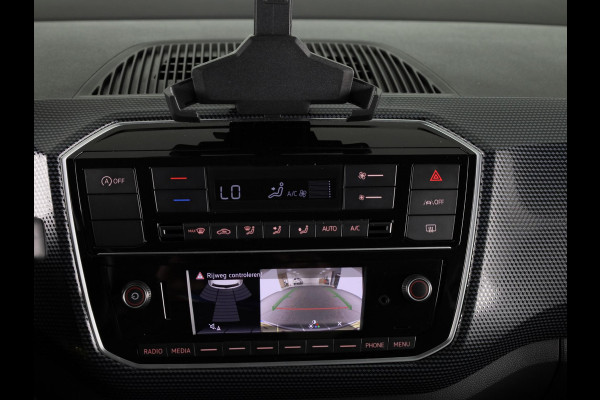 Volkswagen up! 1.0 65PK | Verlengde garantie  | ECC Airco | Parkeersensoren | Cruise control | Camera