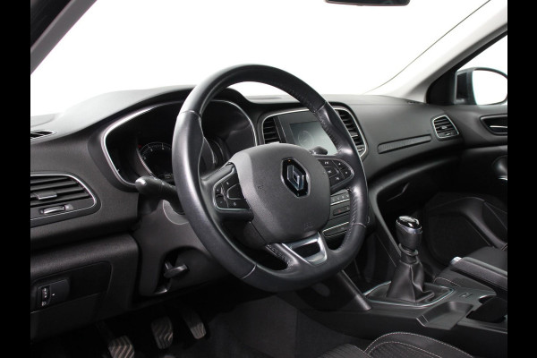 Renault Mégane 1.2 TCe Limited Climate control Cruise control parkeersensor achter Trekhaak Navigatie Lichtmetalen velgen