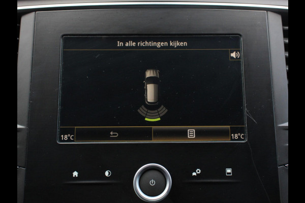 Renault Mégane 1.2 TCe Limited Climate control Cruise control parkeersensor achter Trekhaak Navigatie Lichtmetalen velgen