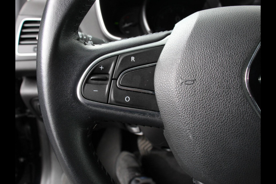 Renault Mégane 1.2 TCe Limited Climate control Cruise control parkeersensor achter Trekhaak Navigatie Lichtmetalen velgen