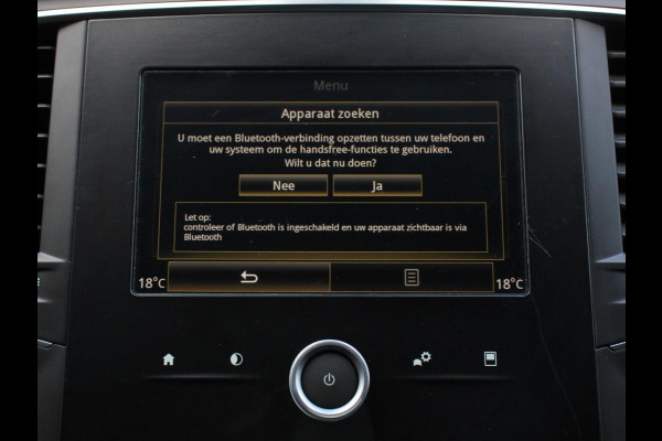 Renault Mégane 1.2 TCe Limited Climate control Cruise control parkeersensor achter Trekhaak Navigatie Lichtmetalen velgen