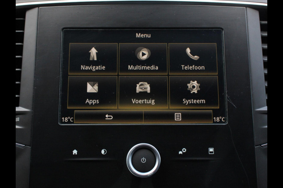 Renault Mégane 1.2 TCe Limited Climate control Cruise control parkeersensor achter Trekhaak Navigatie Lichtmetalen velgen