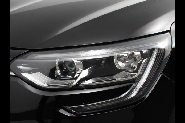 Renault Mégane 1.2 TCe Limited Climate control Cruise control parkeersensor achter Trekhaak Navigatie Lichtmetalen velgen