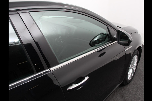 Renault Mégane 1.2 TCe Limited Climate control Cruise control parkeersensor achter Trekhaak Navigatie Lichtmetalen velgen