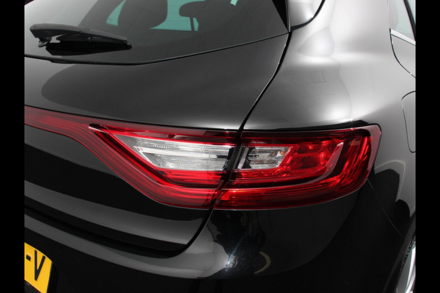 Renault Mégane 1.2 TCe Limited Climate control Cruise control parkeersensor achter Trekhaak Navigatie Lichtmetalen velgen