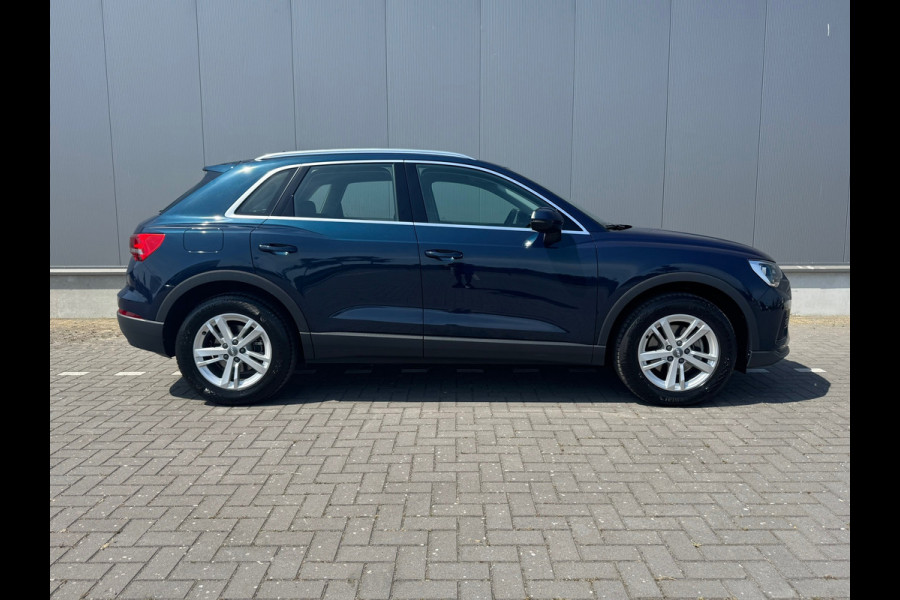 Audi Q3 35 TFSI * Sideass. * PDC v+a * Visueel Cockpit *