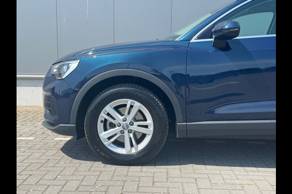 Audi Q3 35 TFSI * Sideass. * PDC v+a * Visueel Cockpit *