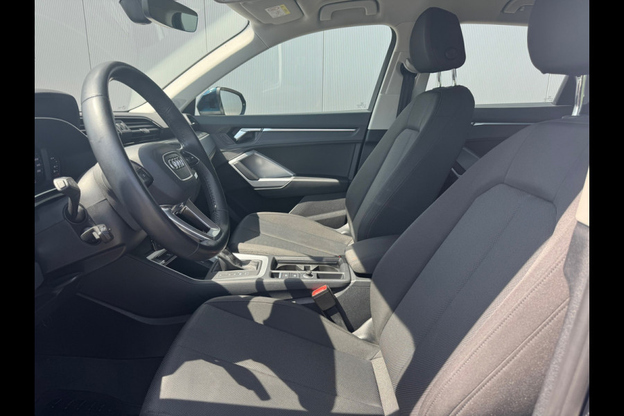 Audi Q3 35 TFSI * Sideass. * PDC v+a * Visueel Cockpit *
