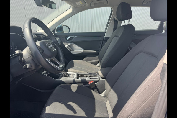 Audi Q3 35 TFSI * Sideass. * PDC v+a * Visueel Cockpit *
