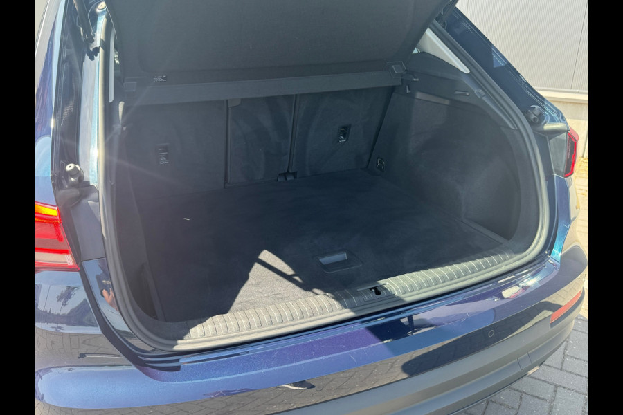 Audi Q3 35 TFSI * Sideass. * PDC v+a * Visueel Cockpit *