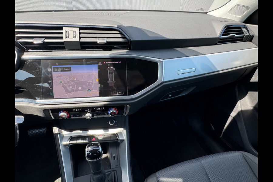 Audi Q3 35 TFSI * Sideass. * PDC v+a * Visueel Cockpit *