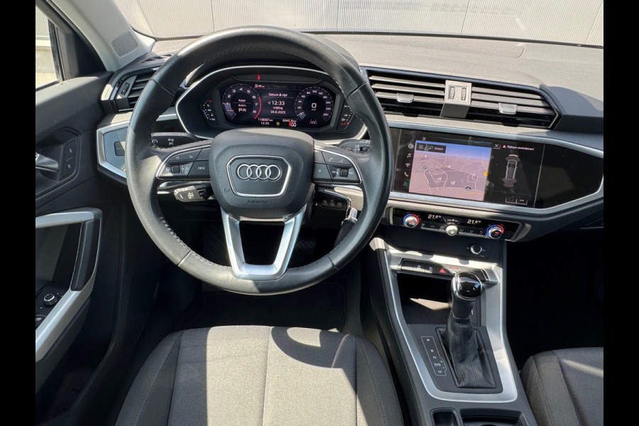 Audi Q3 35 TFSI * Sideass. * PDC v+a * Visueel Cockpit *